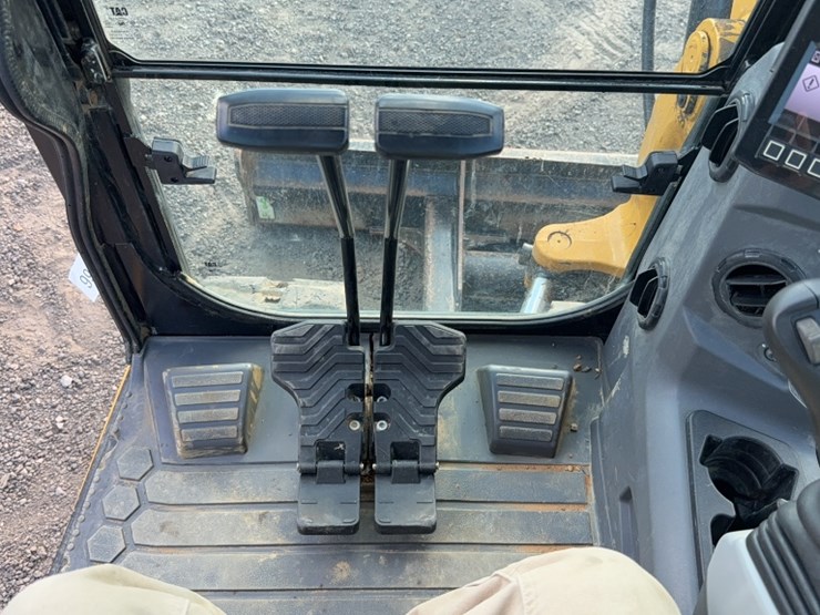 caterpillar-306-cr-image-22