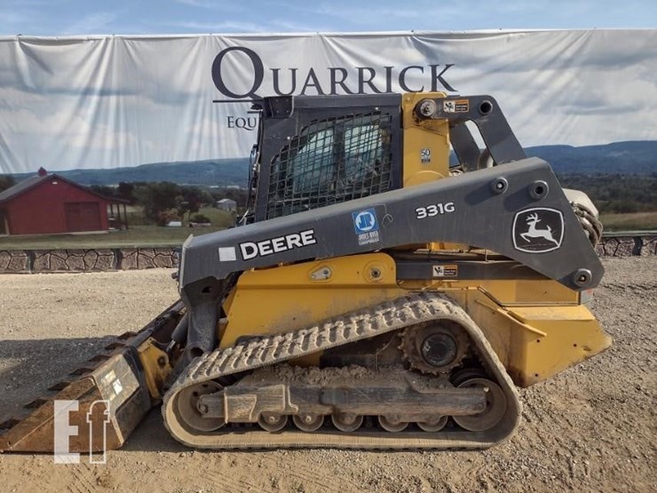 2021-deere-331g-image-1