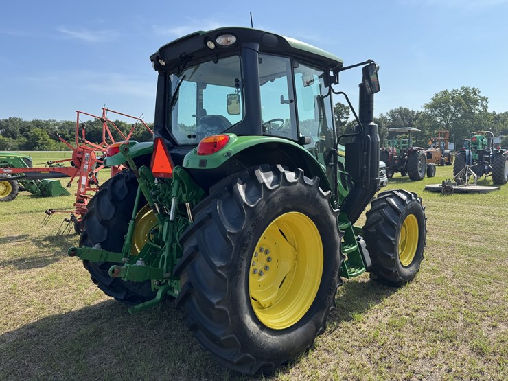 john-deere-6110m-image-6