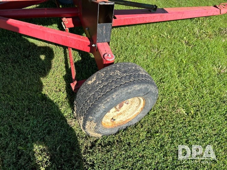2009-new-holland-98d-image-26
