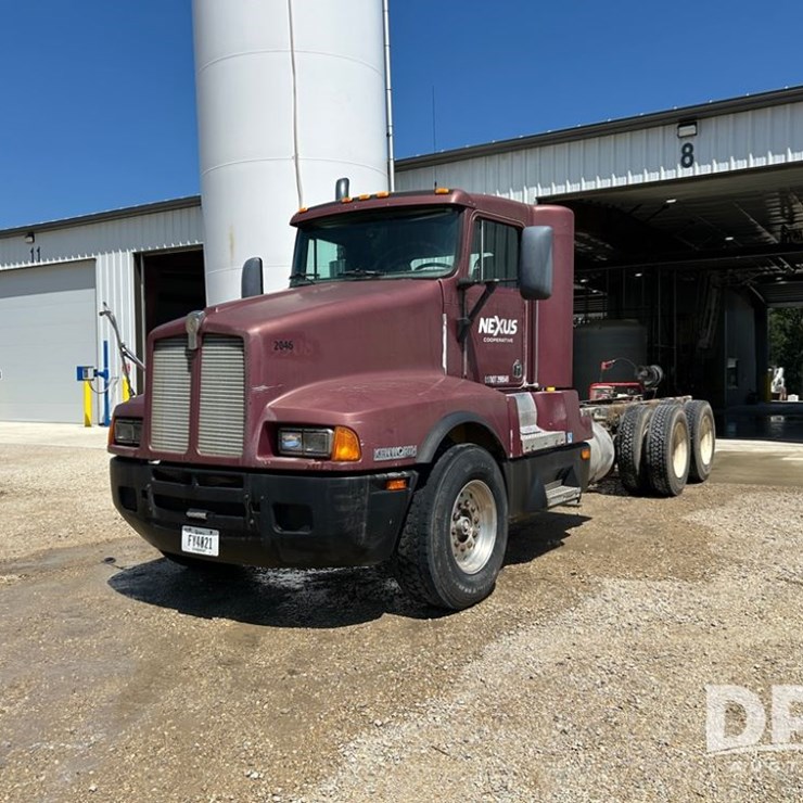 1995 KENWORTH T600