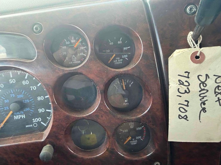 2007-mack-vision-cxn613-image-36