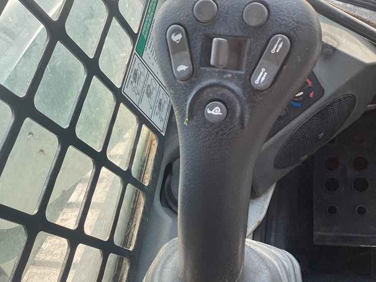 2018-bobcat-t770-image-22