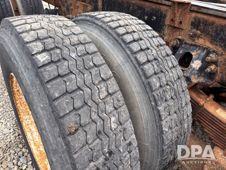 2001-sterling-truck-(dr11851-unit-9459)-image-65