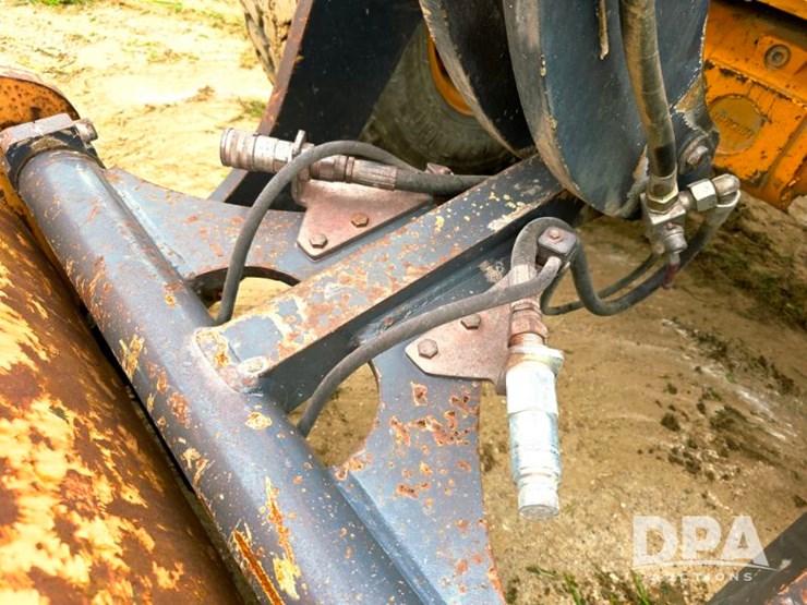 deere-244j-image-38
