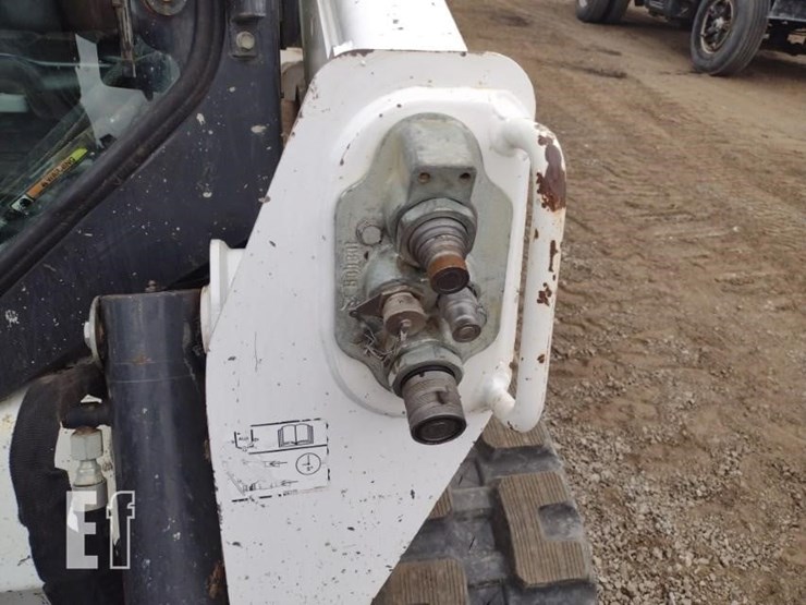 2019-bobcat-t590-image-16