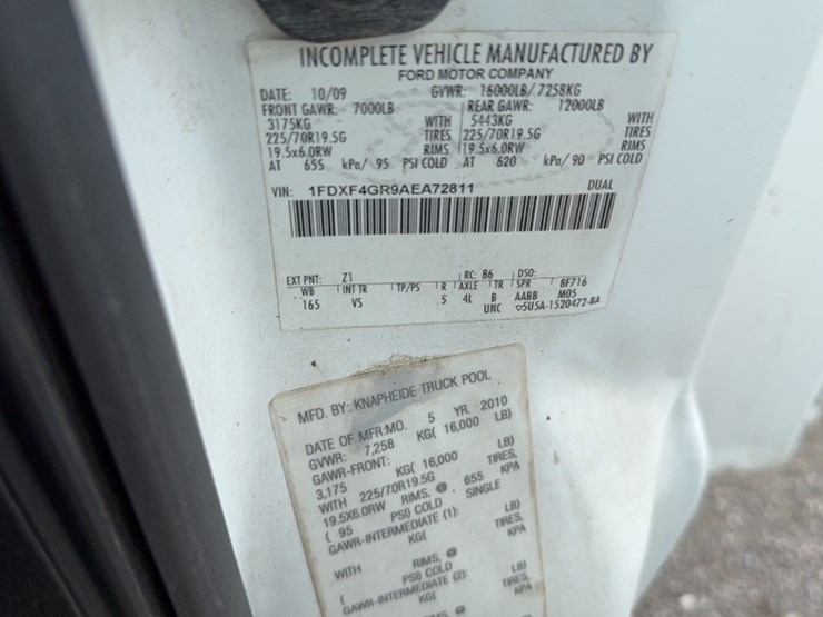 2010-ford-f450-image-16