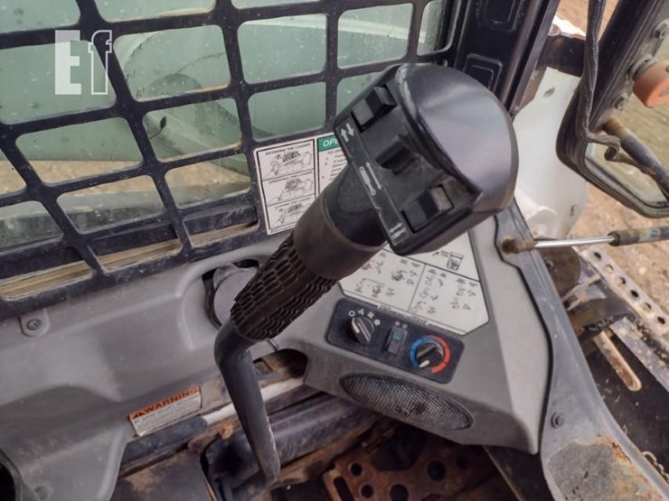 2019-bobcat-t590-image-10