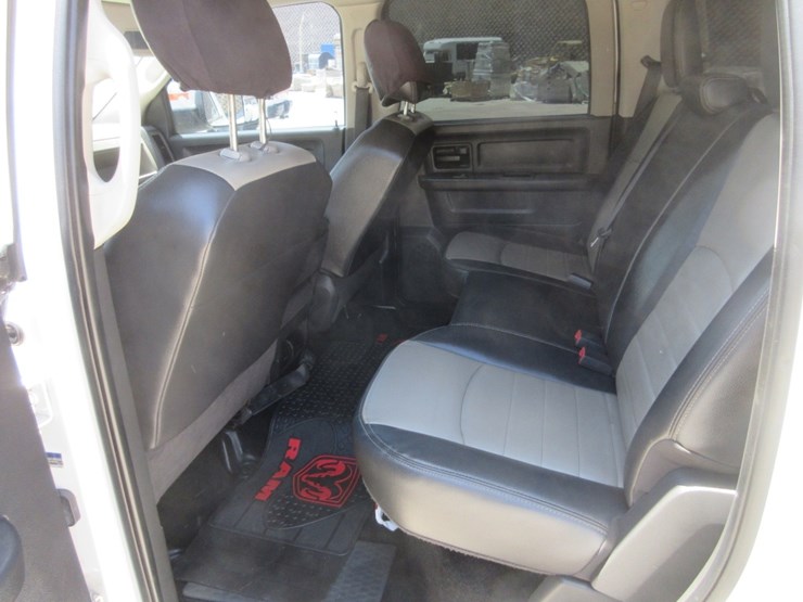 2011-dodge-ram-3500hd-image-9