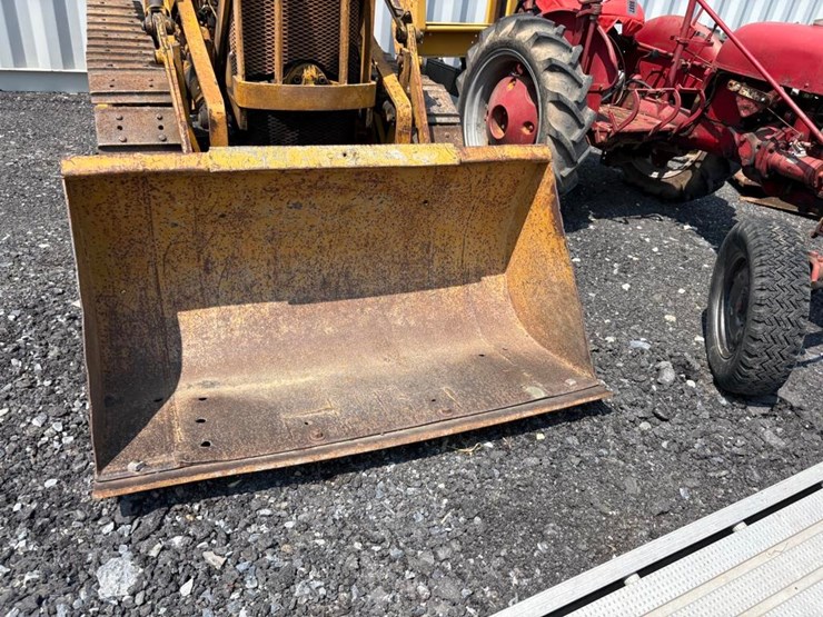 ware-crawler-hgh-loader-image-11