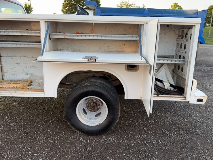 2003-ford-f350-image-17