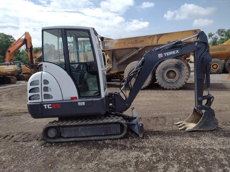 2011-terex-tc29-image-3