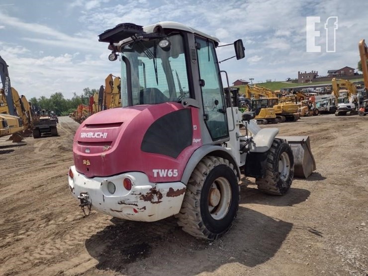2012-takeuchi-tw65-image-32