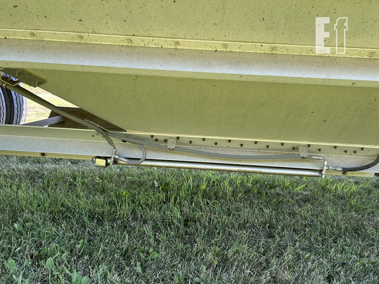 2011-timpte-grain-trailer-image-23