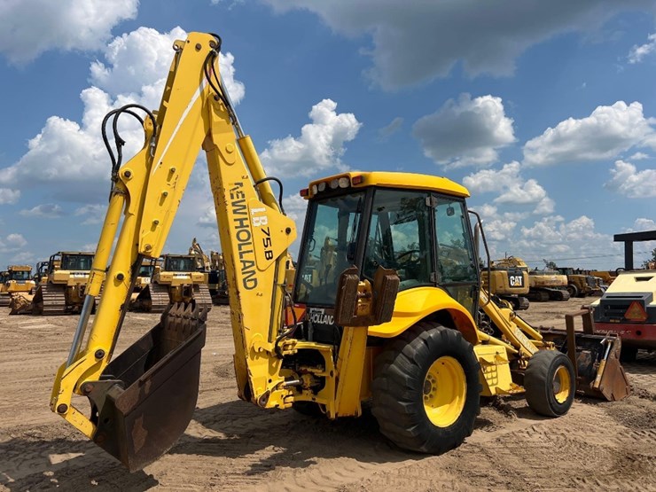 new-holland-lb75b-image-4