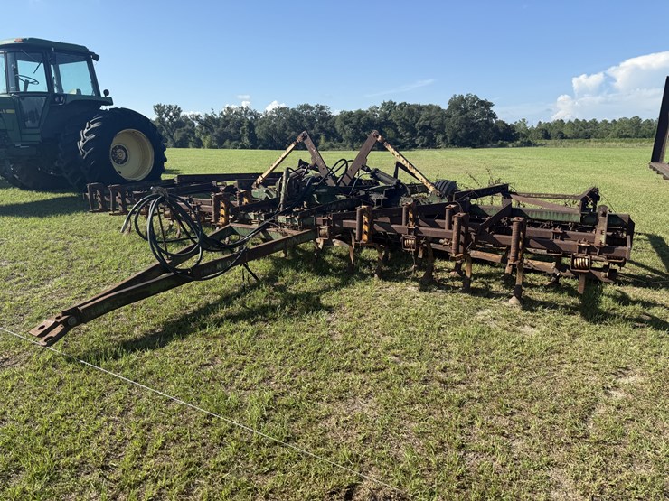 john-deere-20-image-1