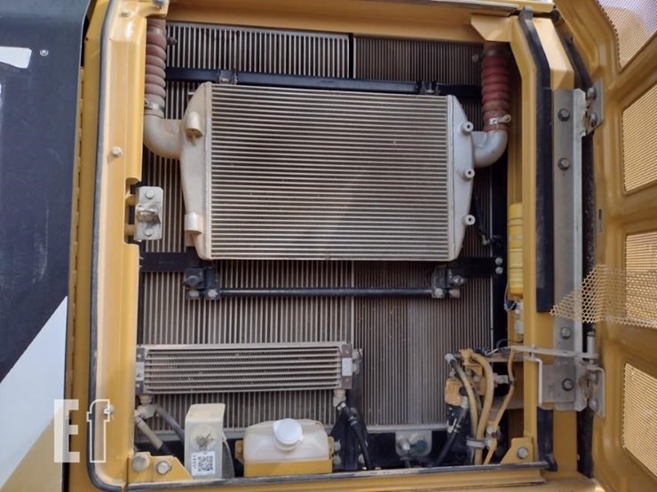 2013-caterpillar-329el-image-43