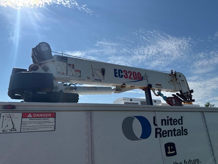 2019-ford-f550-xl-image-17