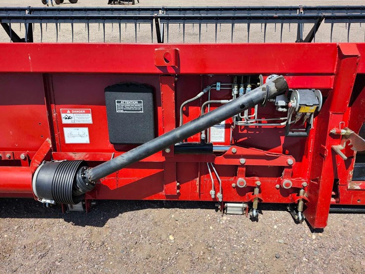 2011-case-ih-3020-image-7
