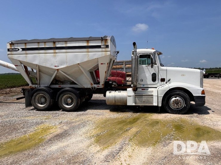 1996-peterbilt-377-image-6