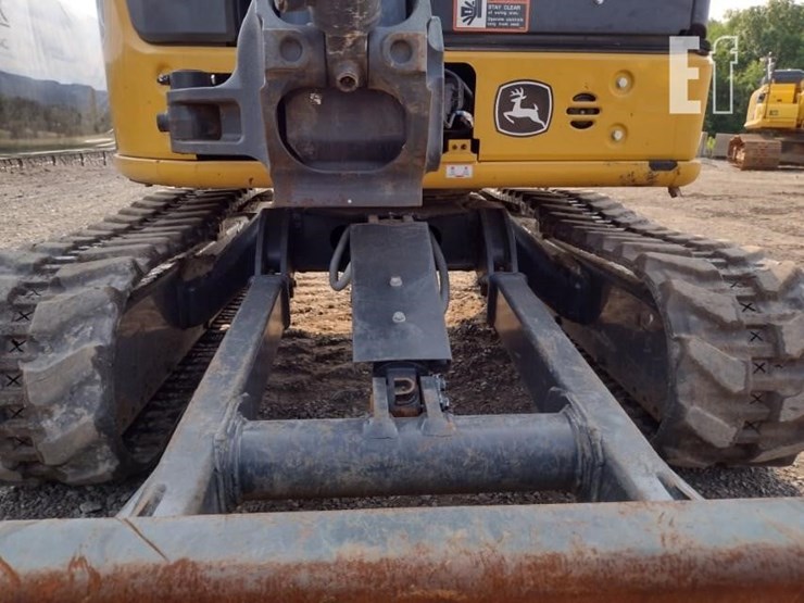 2022-deere-30g-image-21