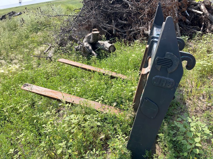pallet-forks-image-2