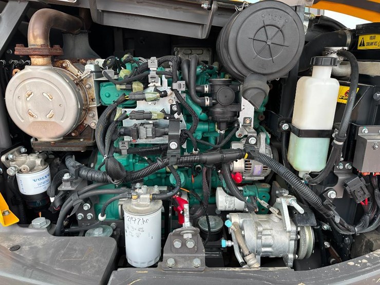 2020-volvo-ecr88d-image-30