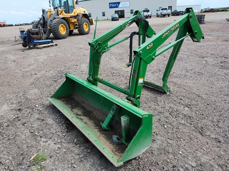 john-deere-430-image-1
