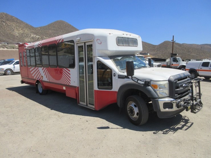 2016-ford-f550-sd-image-4