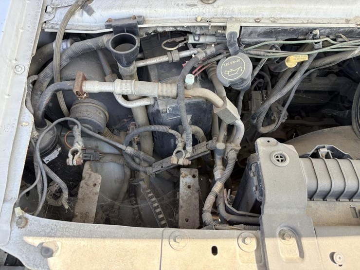 2006-ford-e350-image-24
