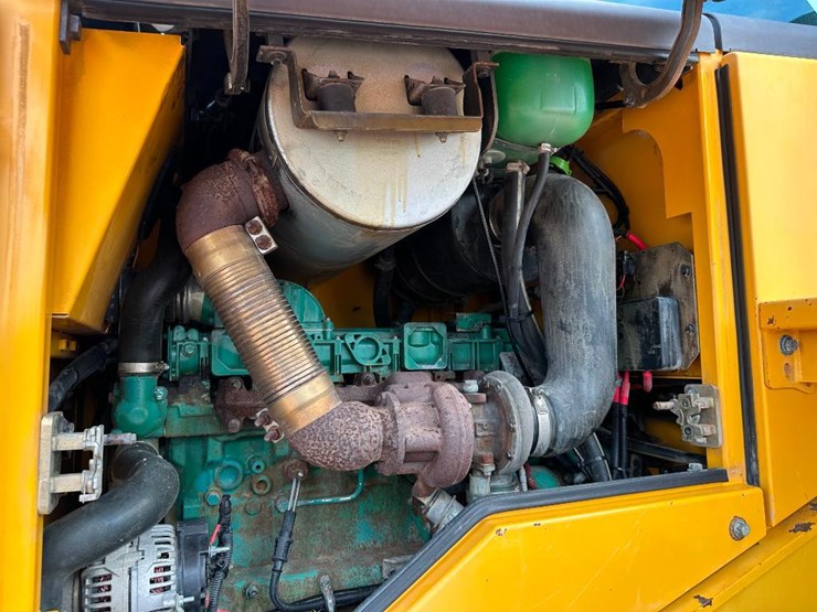 2006-volvo-l90e-image-26