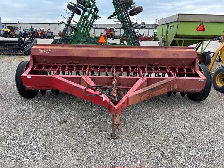 case-ih-5100-image-2
