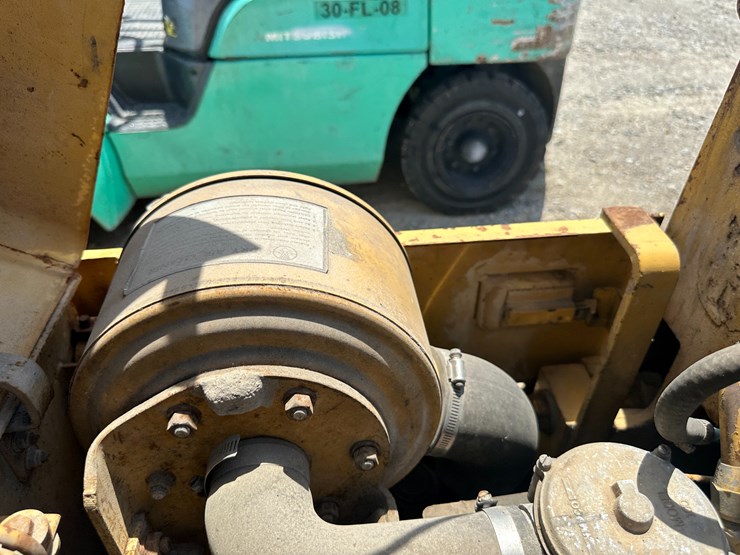 caterpillar-t50c-image-46