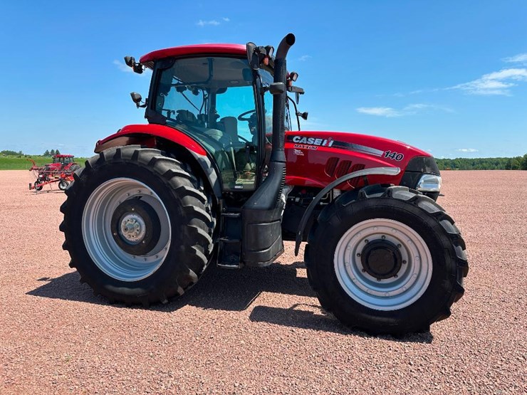 2014-case-ih-maxxum-140-image-3