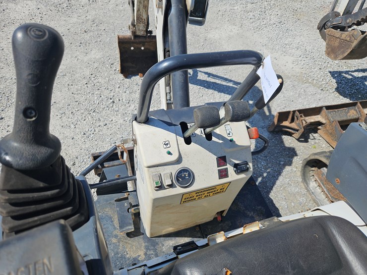 2015-bobcat-418-image-9