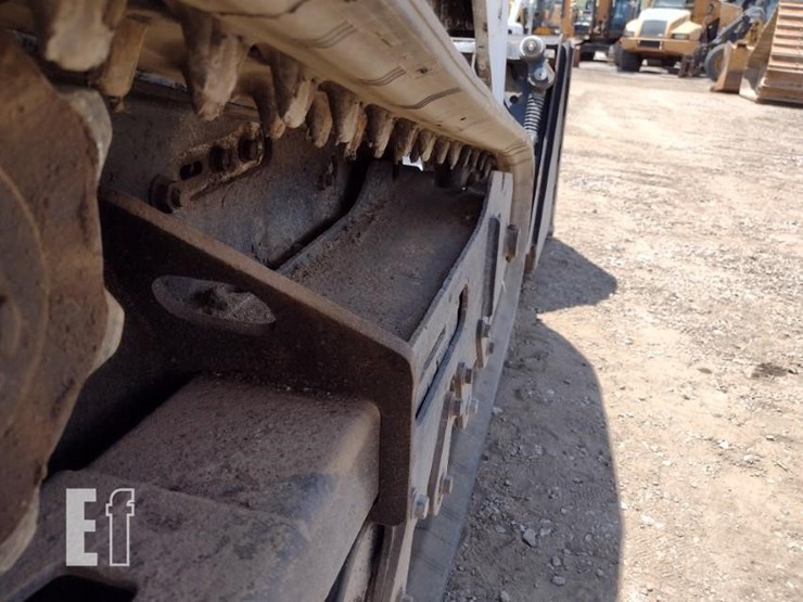 2015-bobcat-mt55-image-25