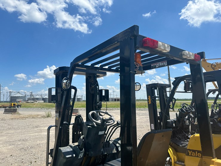 caterpillar-c5000-image-18