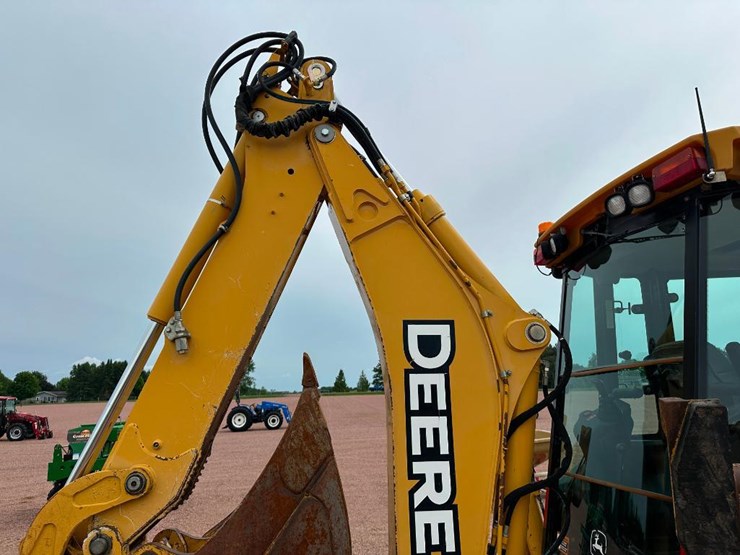 2006-deere-310sg-image-24
