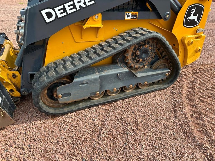 2023-deere-317g-image-8