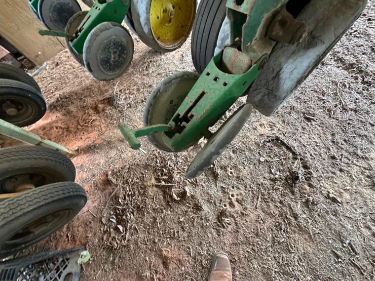 john-deere-7000-image-19