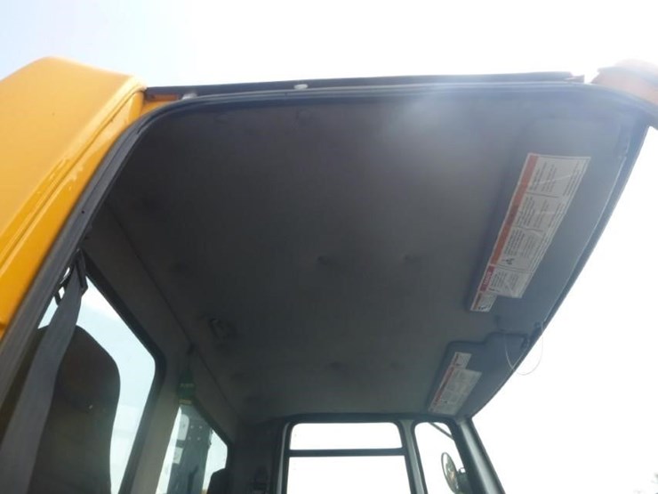 2007-sterling-sc8000-image-26