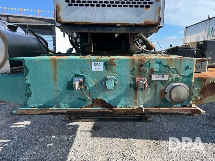 2013-b-b-dry-tender-trailer-(jn2474,-unit-00038)-image-14