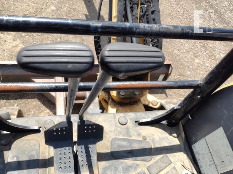 2014-caterpillar-303.5e-cr-image-11
