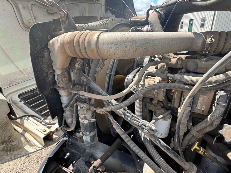 2007-mack-vision-cxn613-image-23