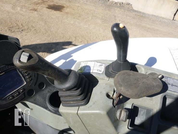 2017-bobcat-e35-image-9