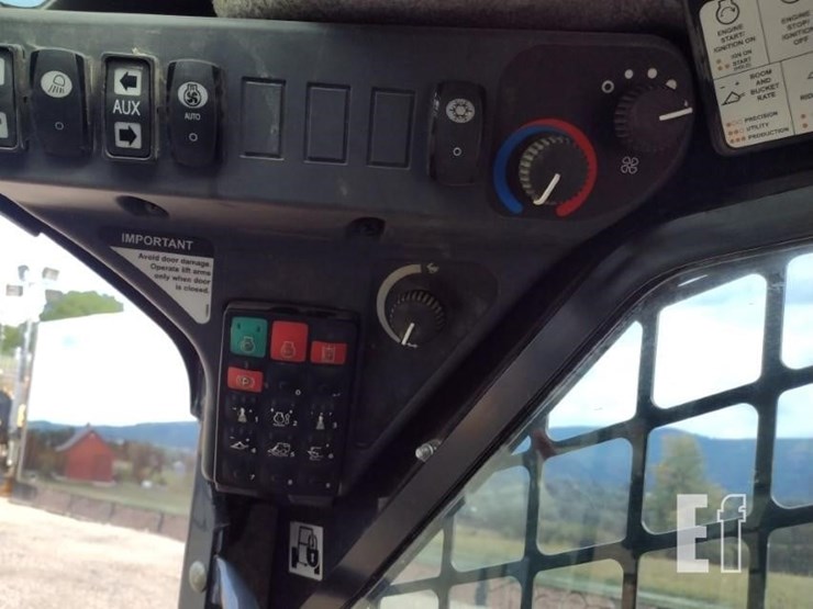2020-deere-333g-image-8