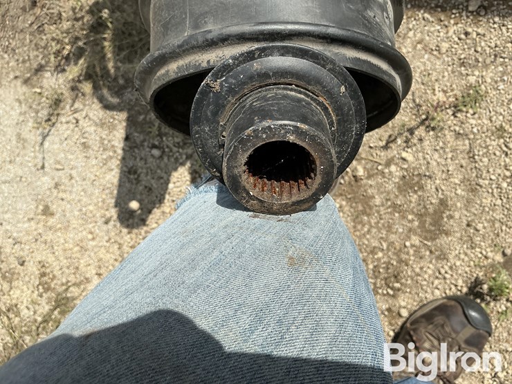 2013-case-ih-rb564-image-10