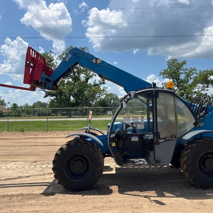 2006 GENIE GTH6622