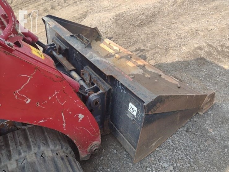 2017-takeuchi-tl12r2-image-18