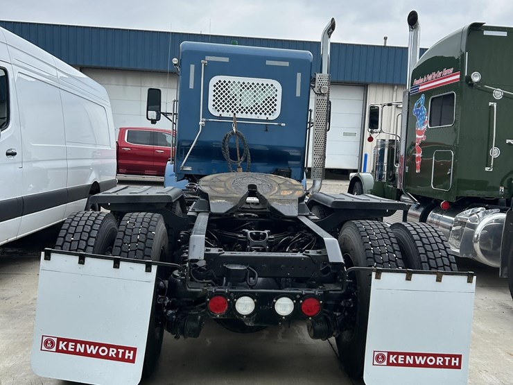 2020-kenworth-t800-image-5